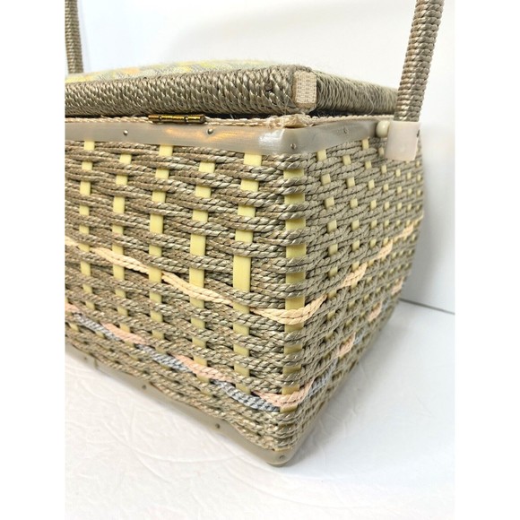 Vintage Tapestry Fabric Cushion Covered Sewing Box Basket w Handle And  Goodies - Picture 7 of 16